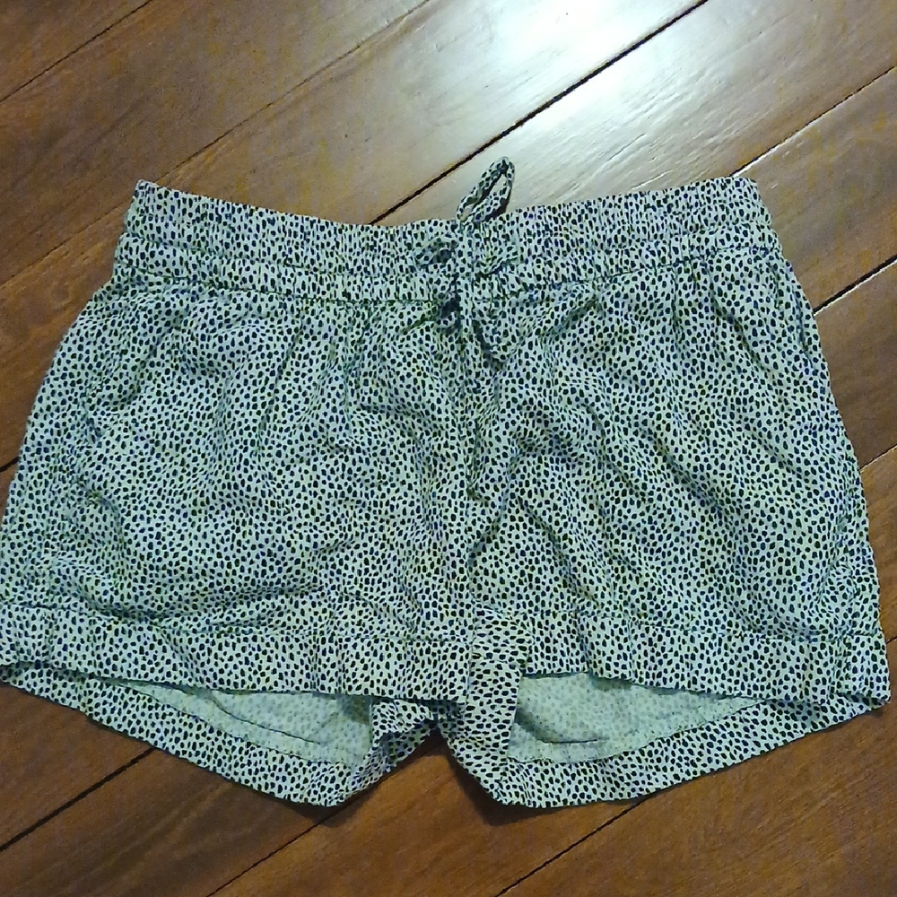 Old Navy Black and White Athletic Shorts XS